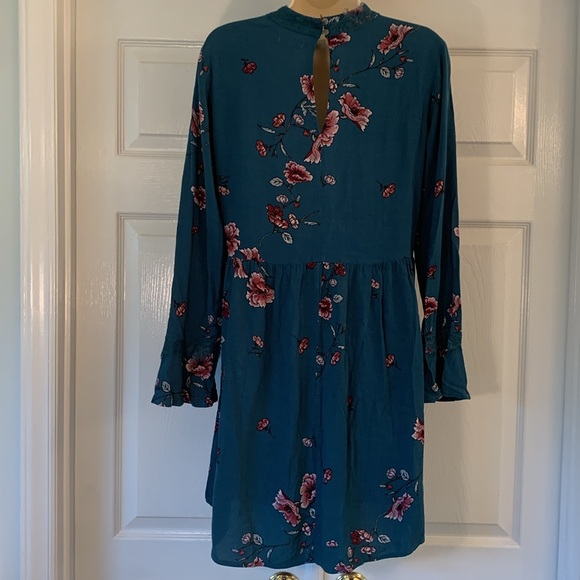 Green Floral Tunic Top/Mini Dress Charming Charlie sz m - Picture 7 of 9